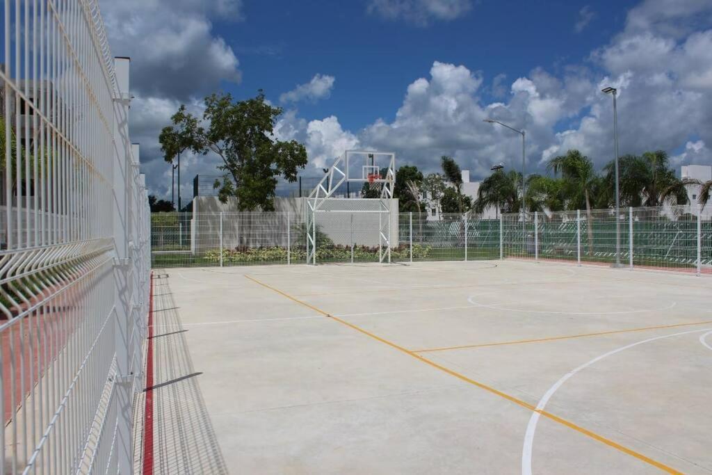 Casa Guerra En Maderos Residencial -Ideal Para Familias Cancun Luaran gambar